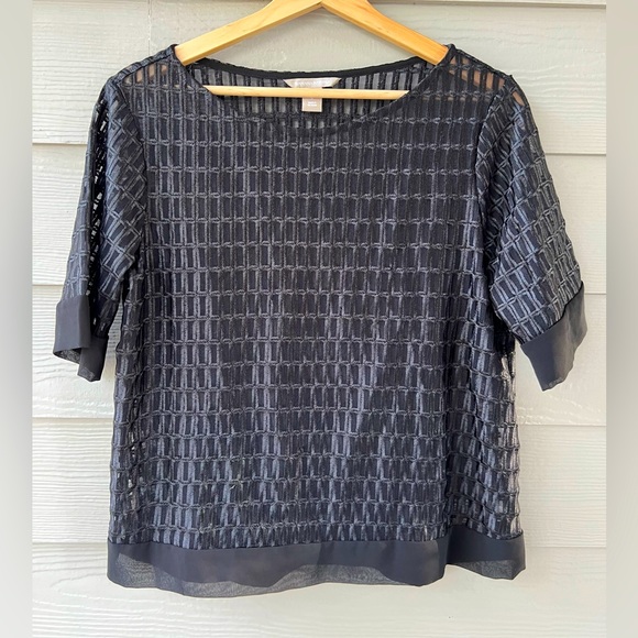 Banana Republic Mesh Blouse Size small - Picture 1 of 4
